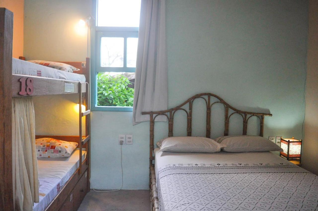 Paikea Hostel Praia Do Rosa Eksteriør billede