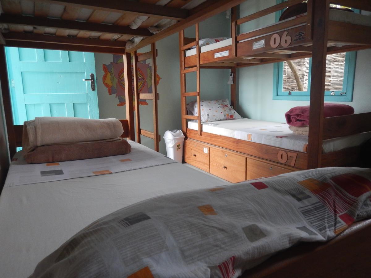 Paikea Hostel Praia Do Rosa Eksteriør billede